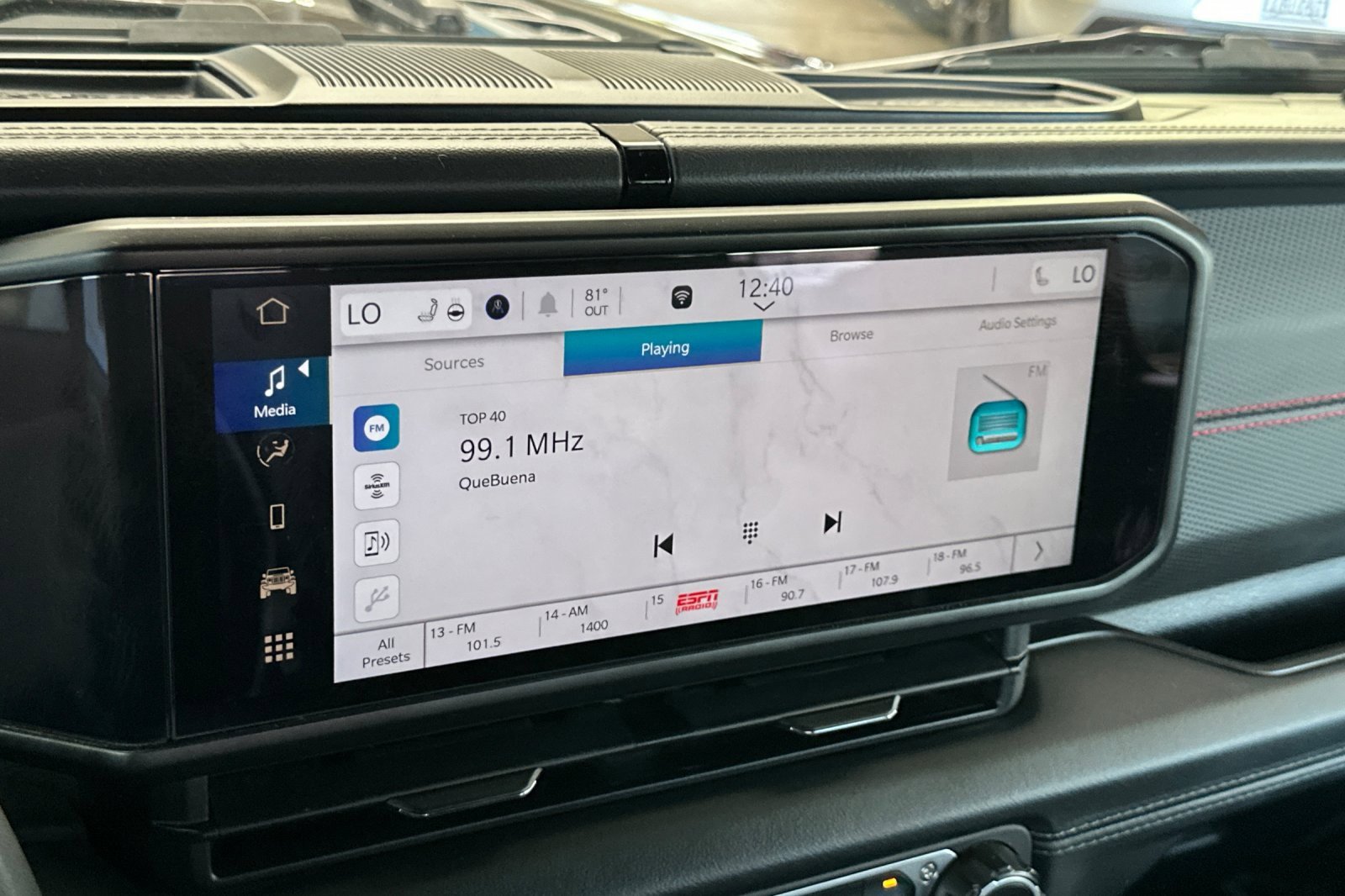 Used 2024 Jeep Wrangler Rubicon w/ Convenience Group image 26