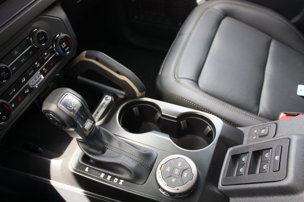 New 2025 Ford Bronco Badlands w/ Sasquatch Package image 33