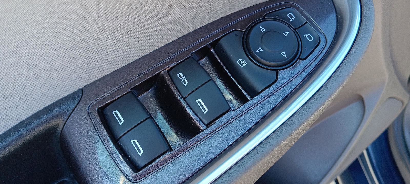 Used 2020 Chevrolet Malibu LT image 7