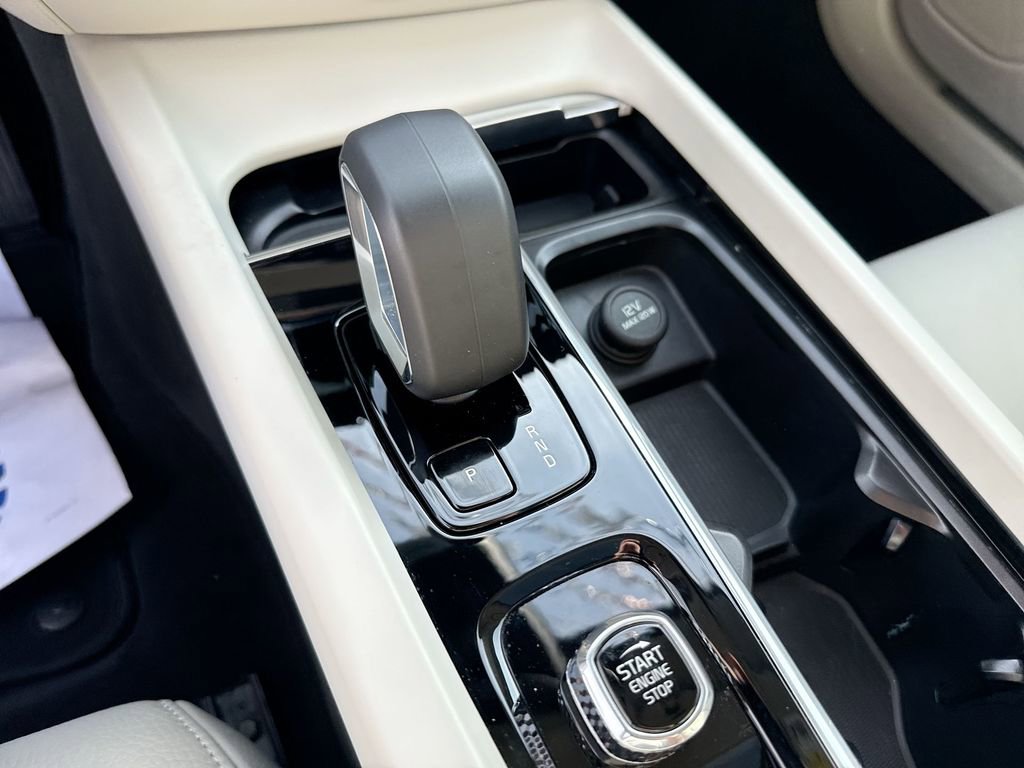 Used 2024 Volvo S60 B5 Core image 17