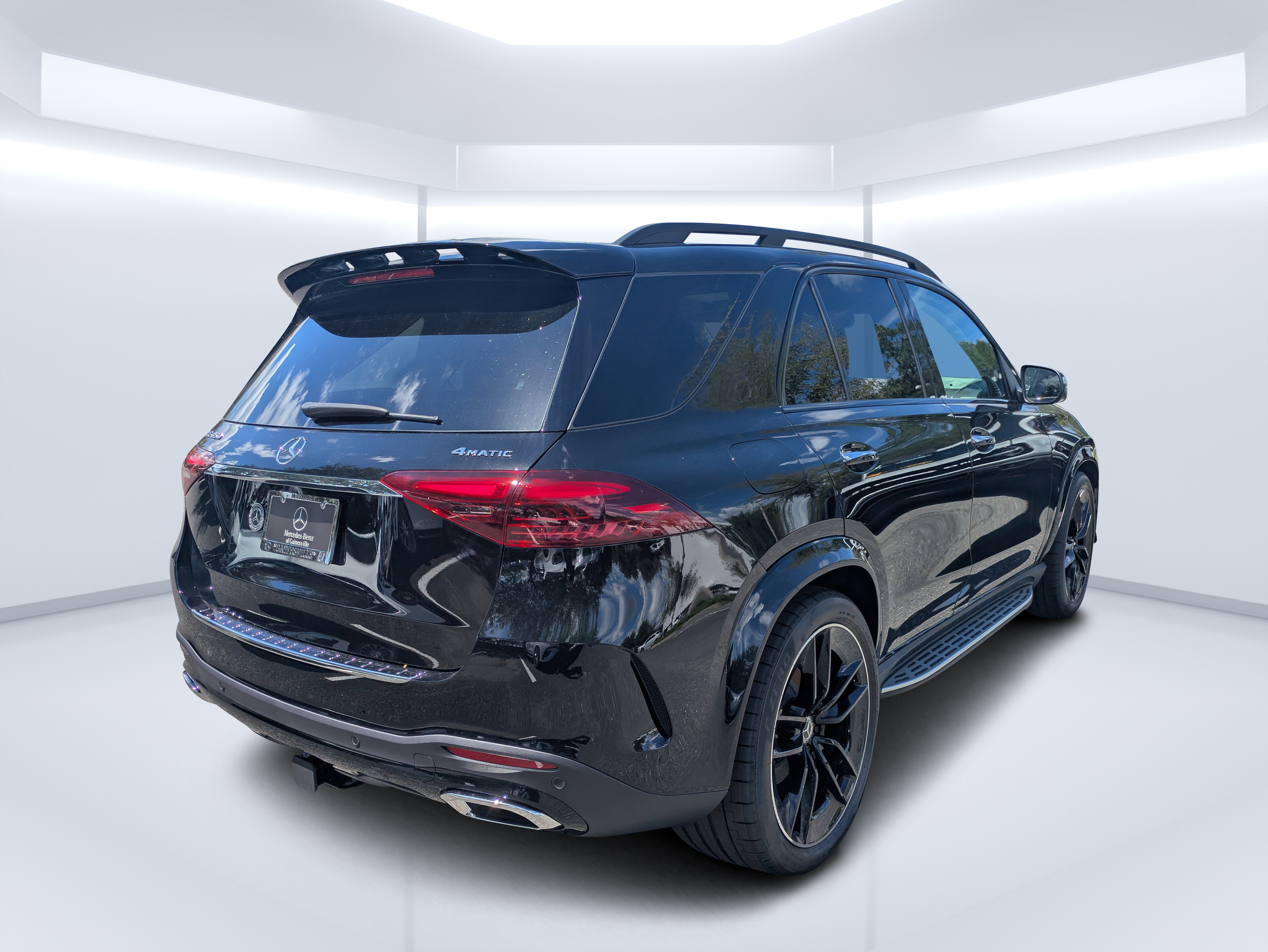 New 2026 Mercedes-Benz GLE 450 4MATIC image 3