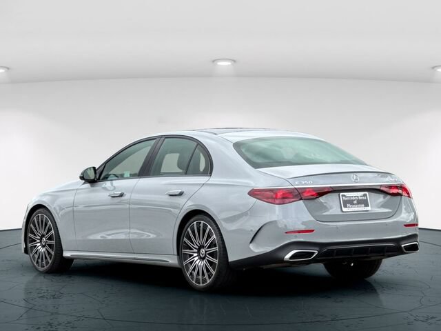 Certified 2025 Mercedes-Benz E 350 4MATIC Sedan image 4