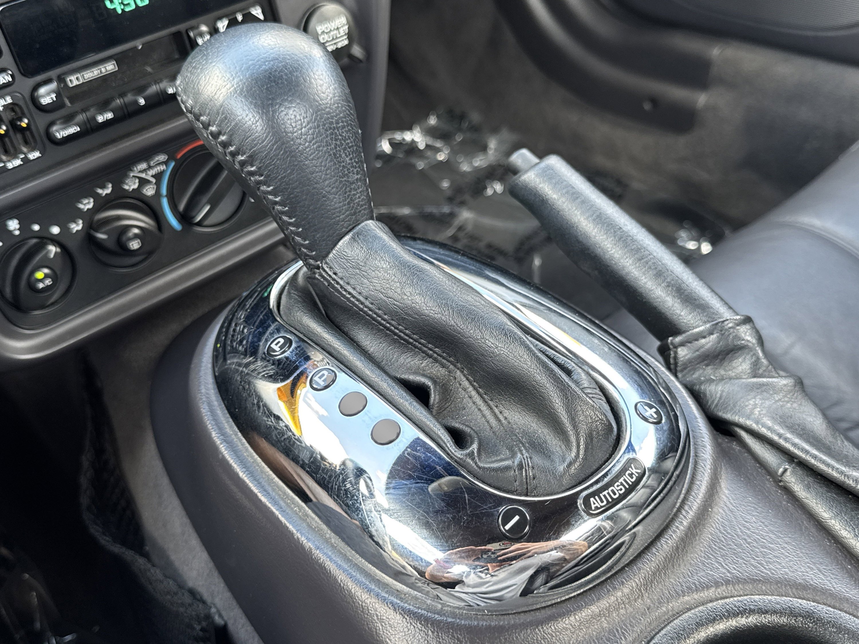 Used 2002 Chrysler Prowler image 74