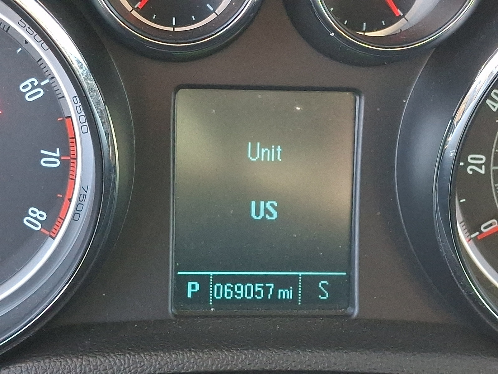 Used 2015 Buick Encore AWD image 21