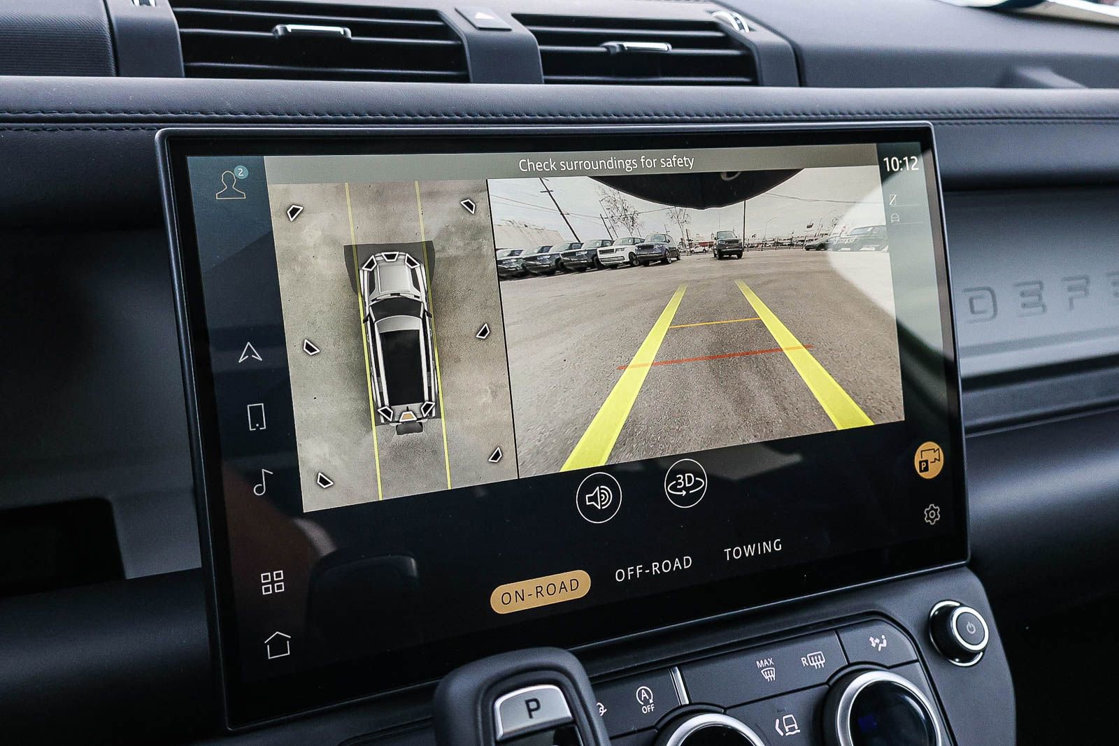 New 2026 Land Rover Defender 130 X-Dynamic SE image 34