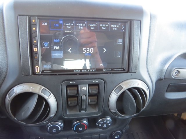Used 2014 Jeep Wrangler Unlimited Sport AWD/4WD image 23