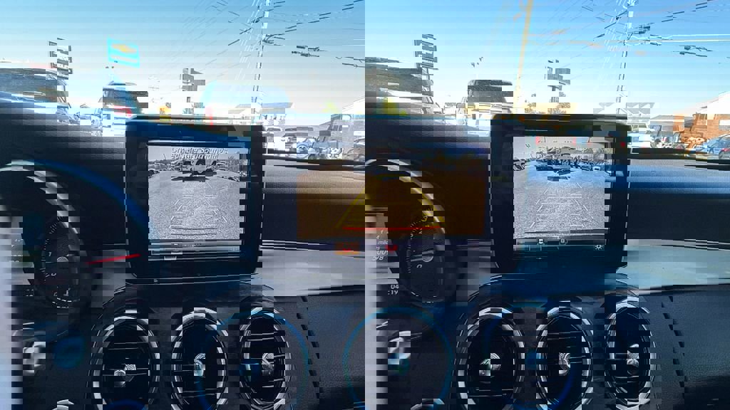 Used 2018 Mercedes-Benz C 300 Sedan image 29