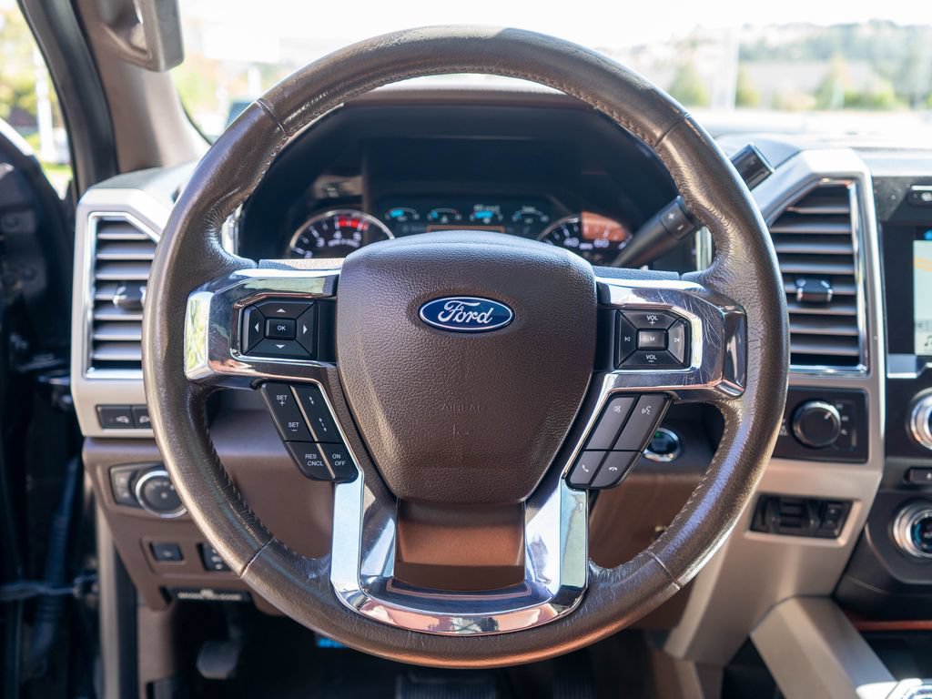 Used 2018 Ford F350 King Ranch w/ King Ranch Ultimate Package AWD/4WD image 17