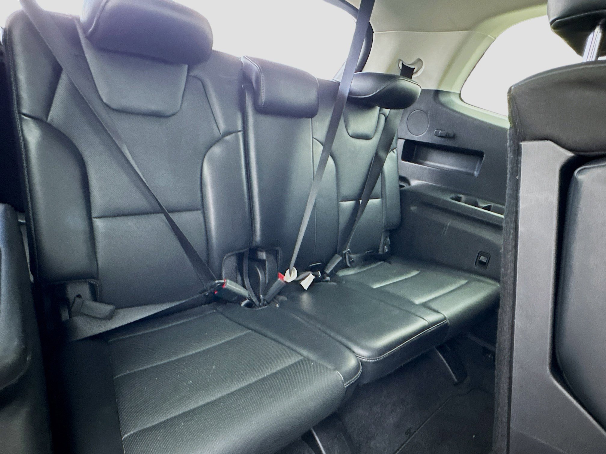 Used 2024 Kia Telluride LX FWD image 19