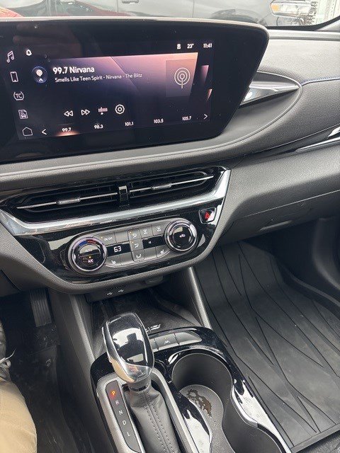 Used 2025 Buick Envista Sport Touring w/ Convenience I Package image 19