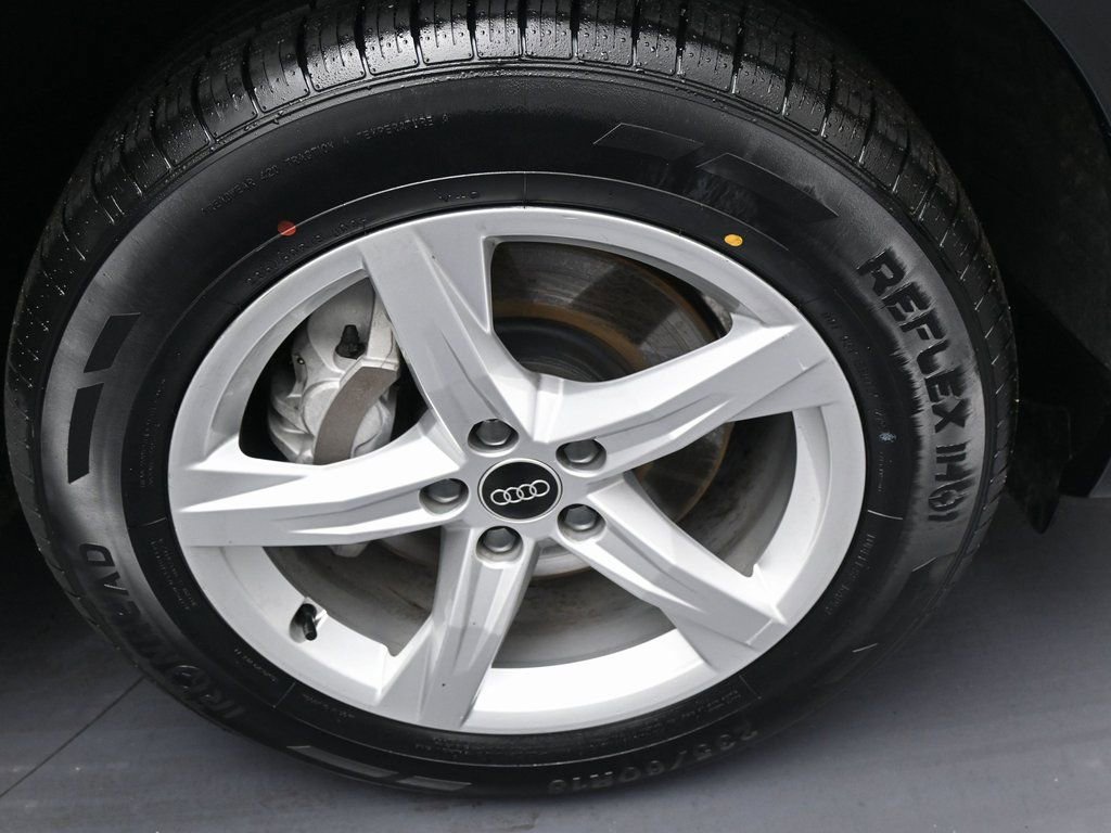 Used 2023 Audi Q5 2.0T Premium image 39