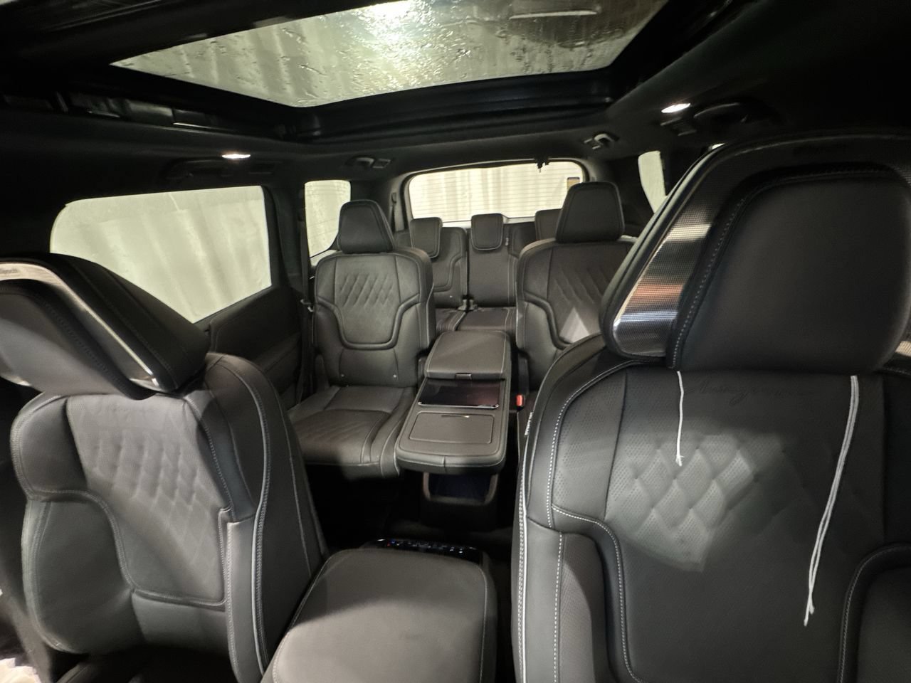 New 2026 INFINITI QX80 Autograph w/ Premium Cargo Package AWD/4WD image 31