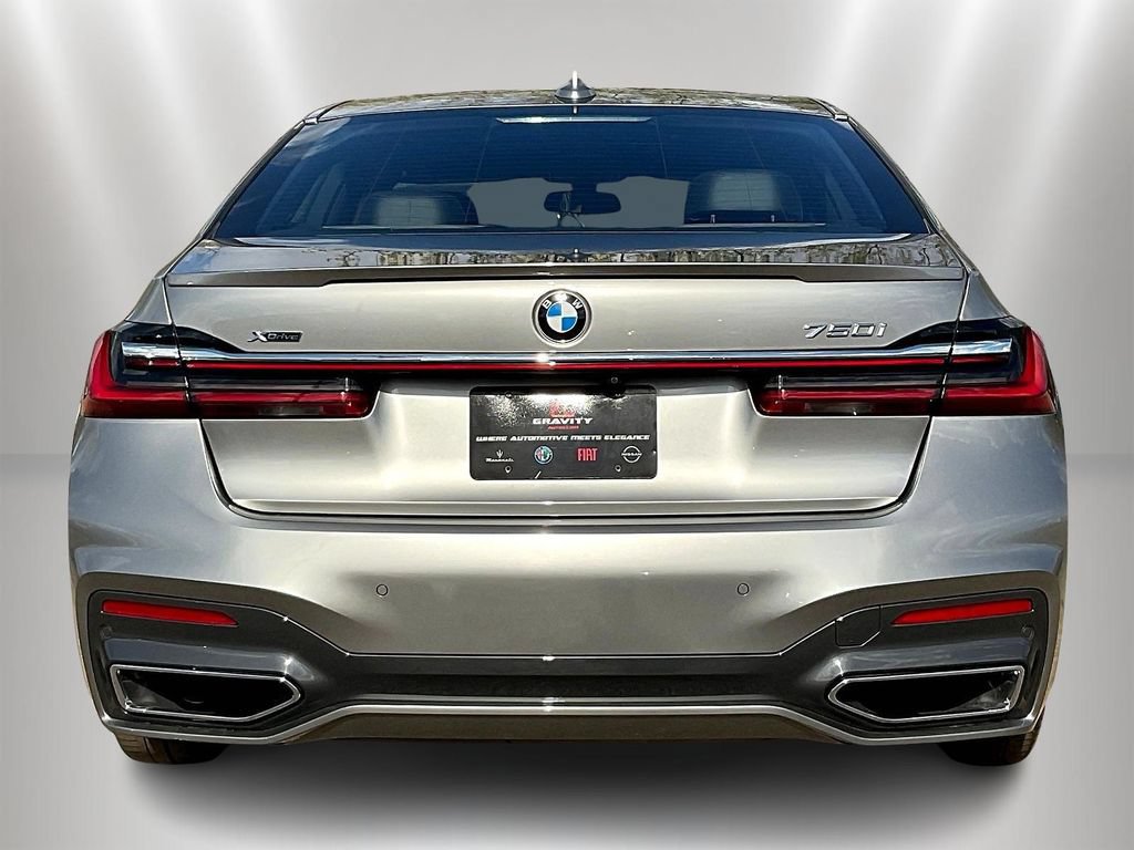 Used 2022 BMW 750Li xDrive AWD/4WD image 5