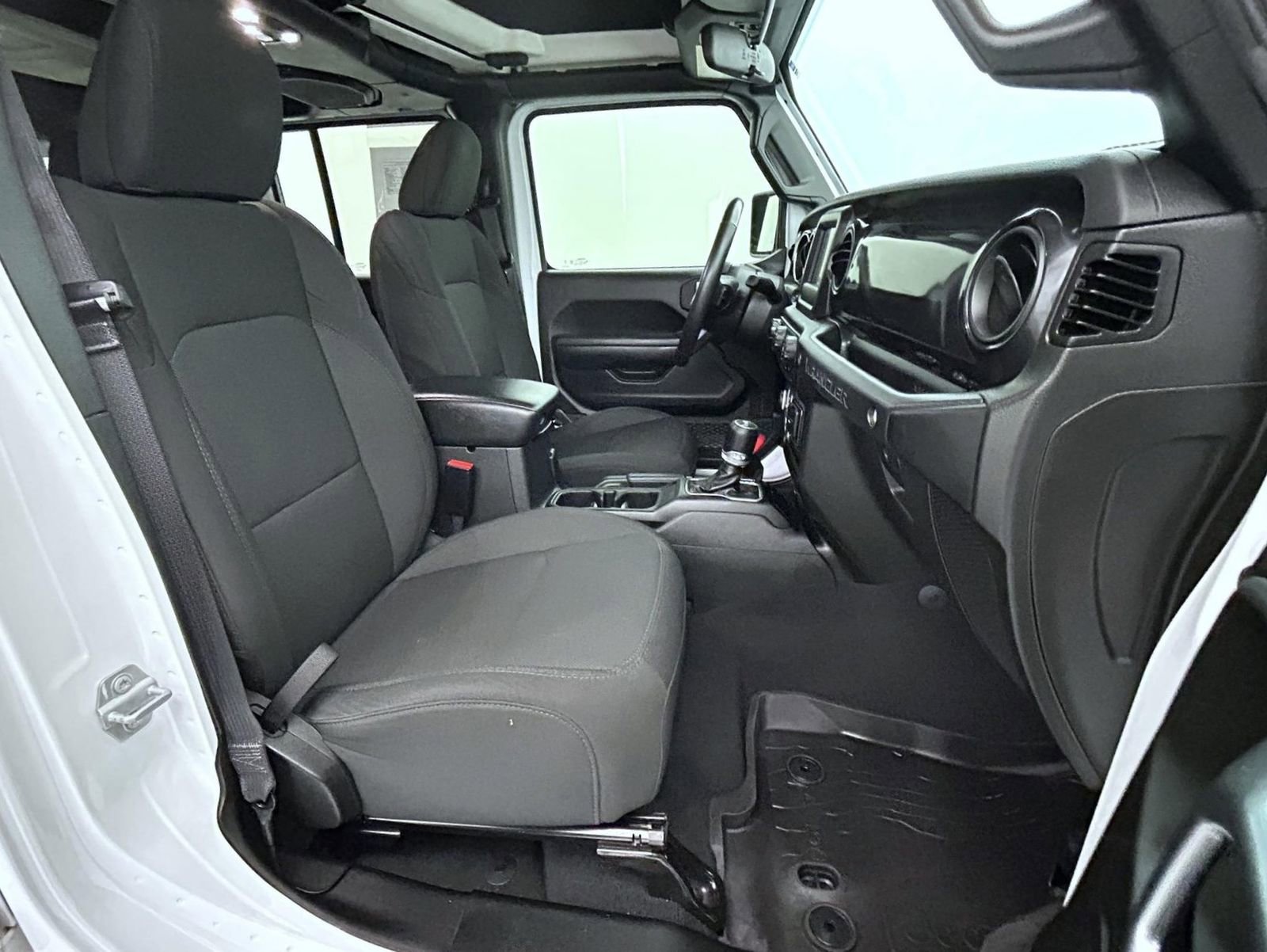 Certified 2023 Jeep Wrangler Unlimited Sport AWD/4WD image 15