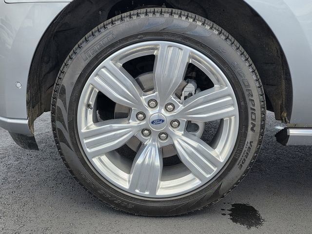Used 2024 Ford Expedition Platinum image 36