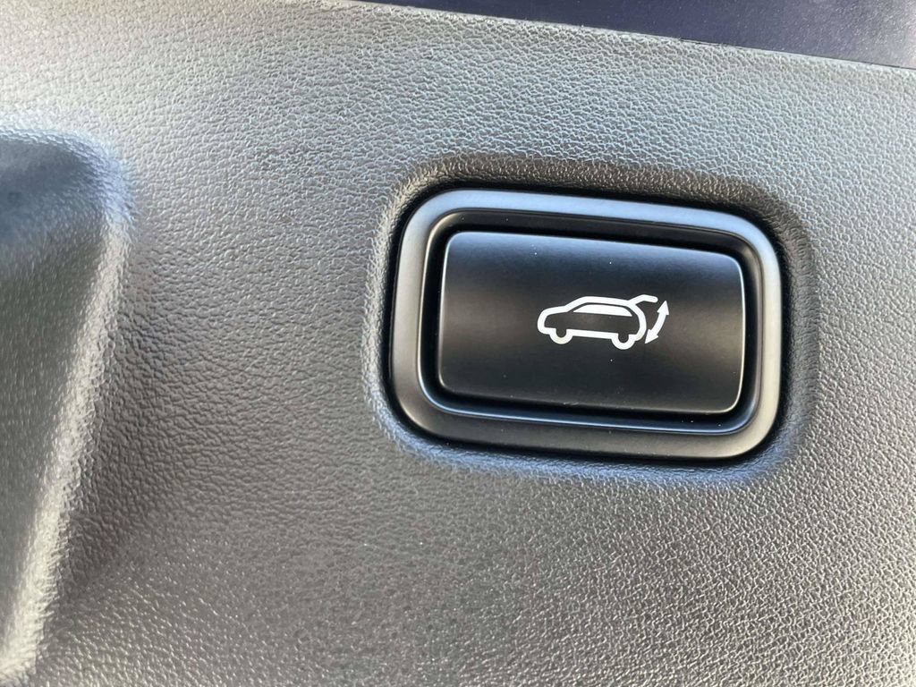 Used 2024 Kia EV6 GT-Line AWD/4WD image 30