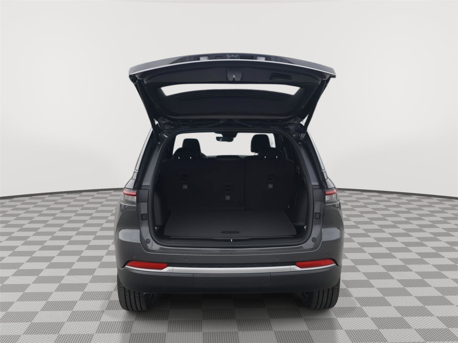 New 2026 Jeep Grand Cherokee Limited image 7