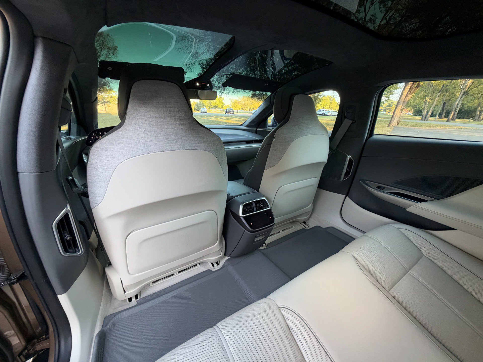 Used 2022 Lucid Air Dream Edition AWD/4WD image 24