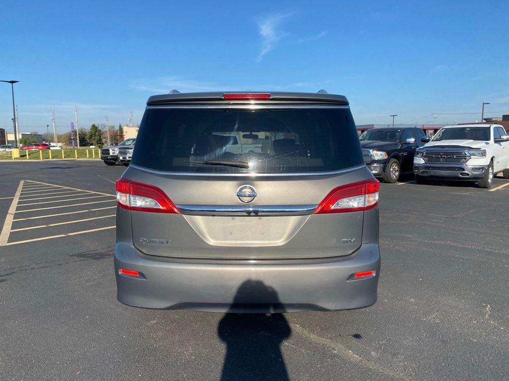 Used 2016 Nissan Quest SV image 8