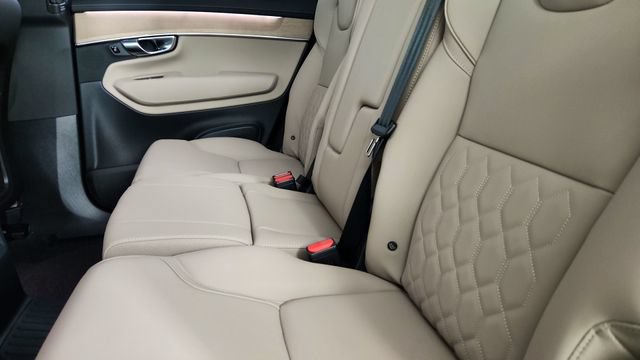 New 2026 Volvo XC90 T8 Plus w/ Protection Package Premier AWD/4WD image 30