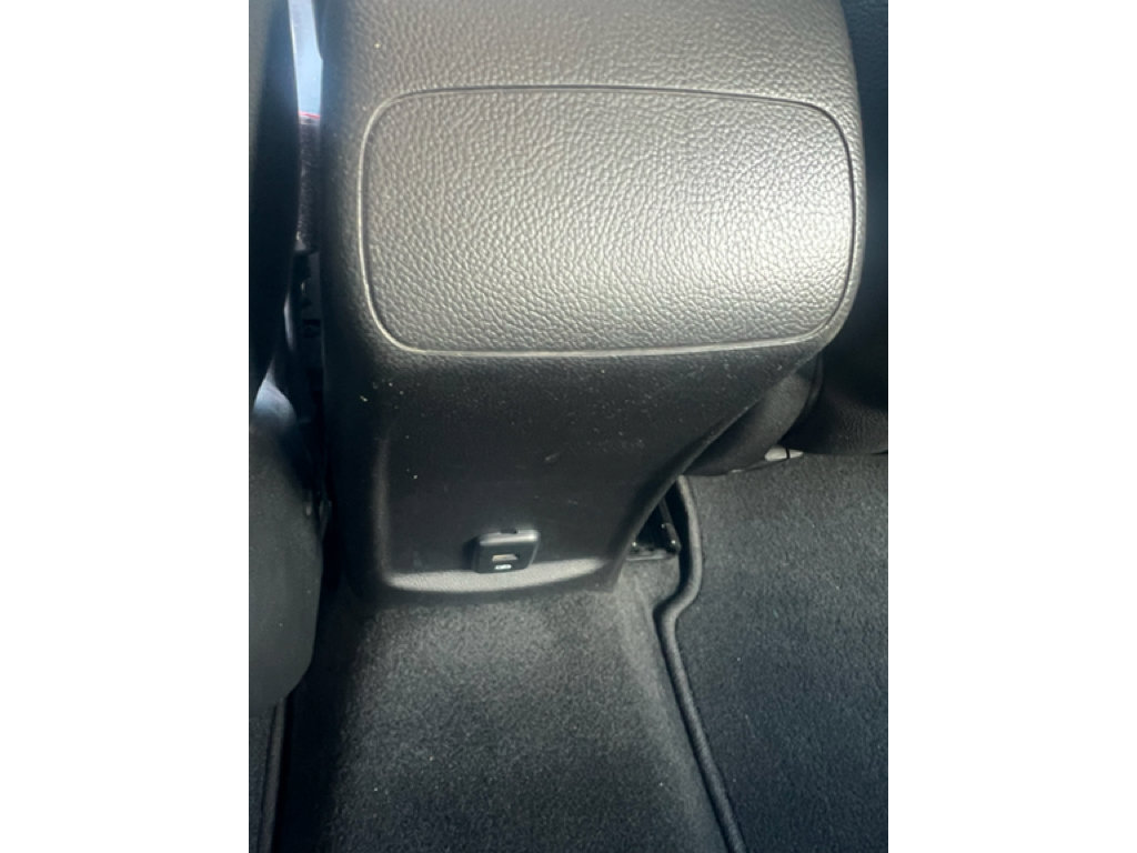 Used 2018 Chevrolet Cruze Premier FWD image 10