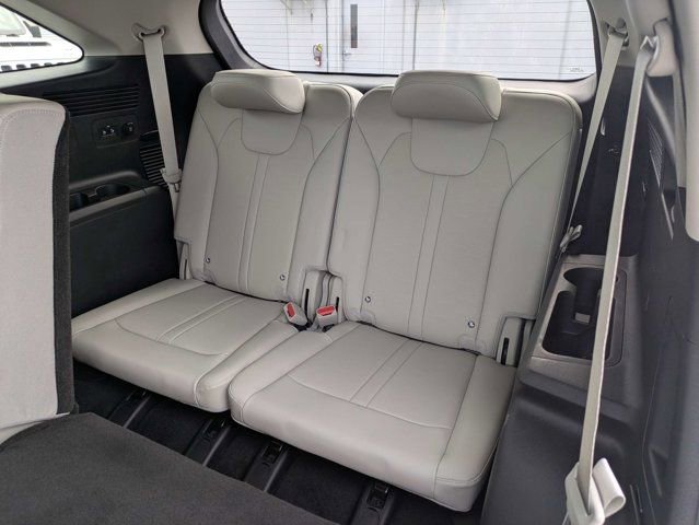 Used 2026 Kia Sorento S FWD image 14