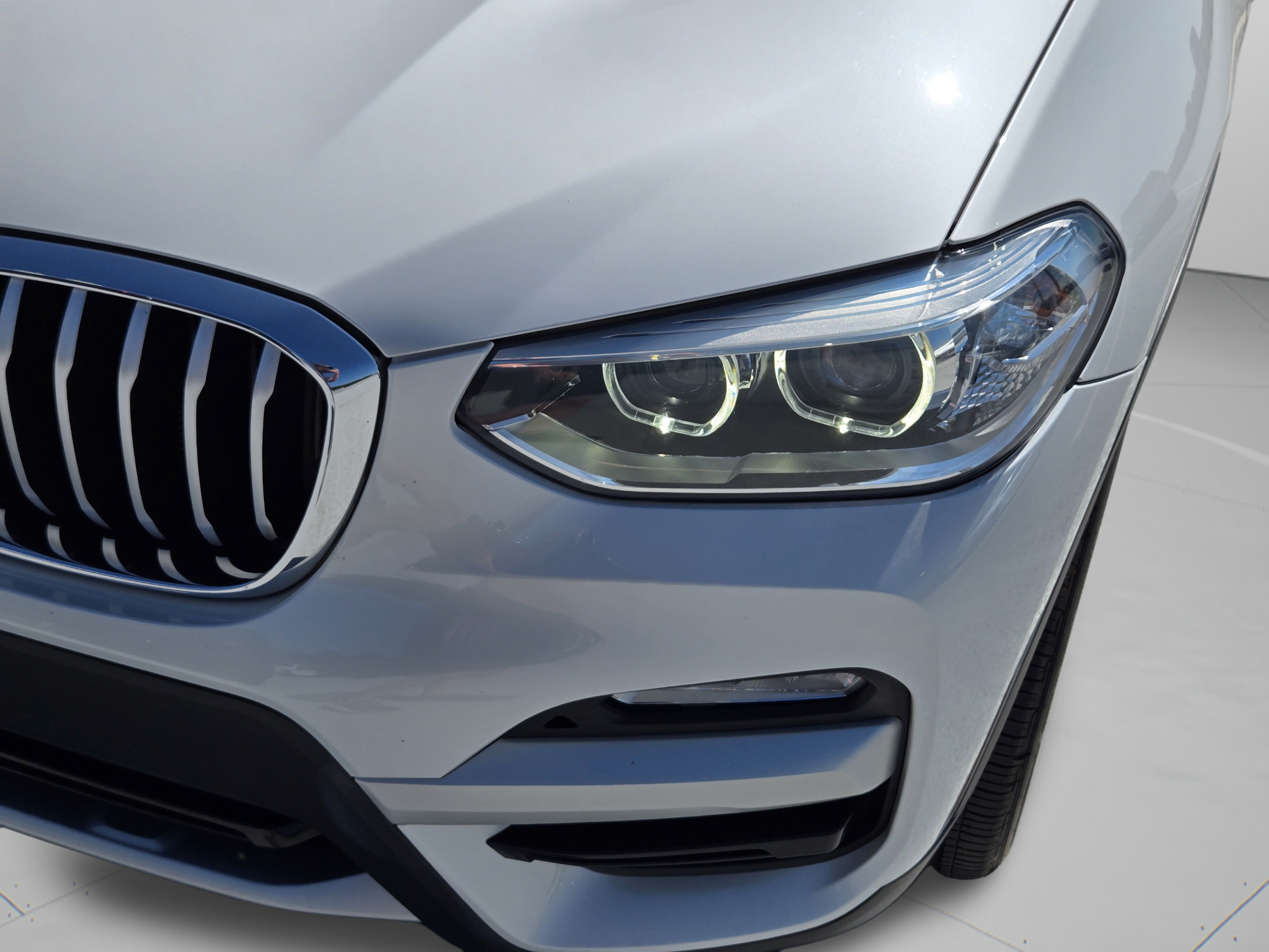 Used 2018 BMW X3 xDrive30i AWD/4WD image 9