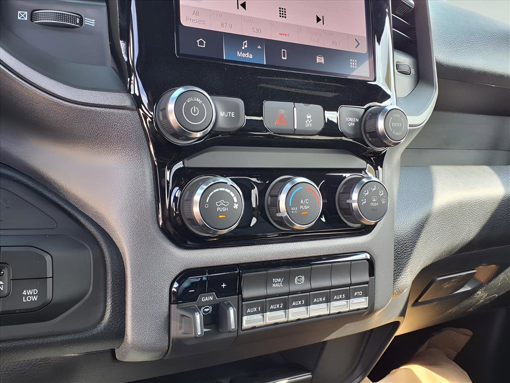 New 2026 RAM 5500 Tradesman w/ Chrome Appearance Group image 16