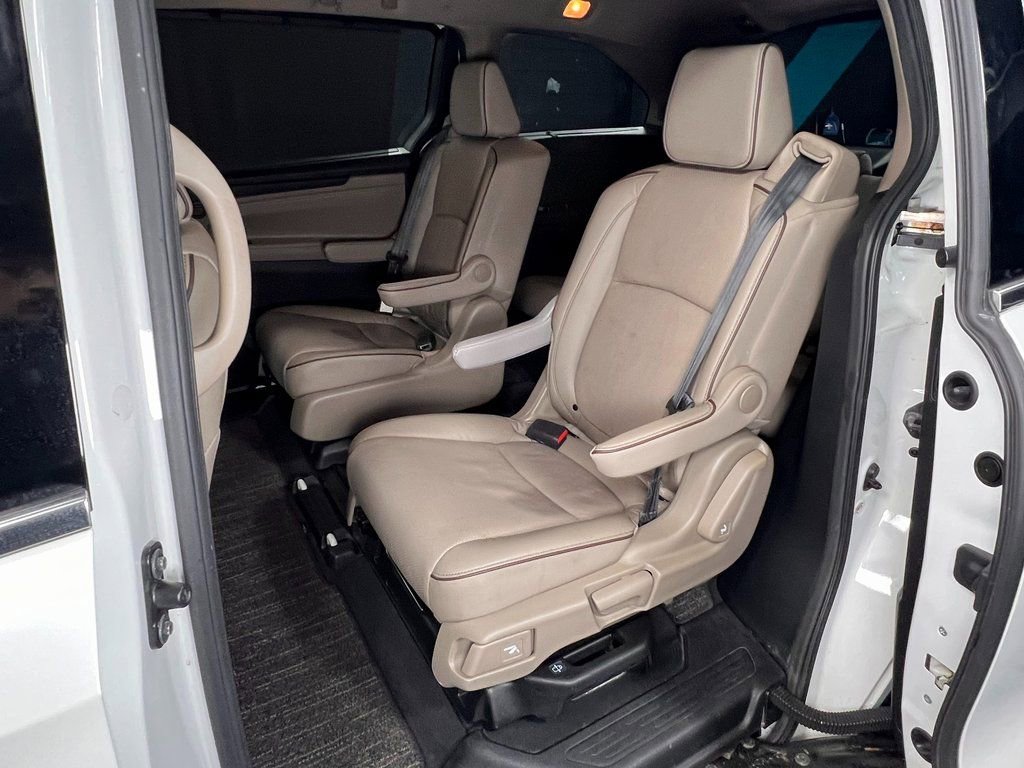 Used 2022 Honda Odyssey Elite image 14