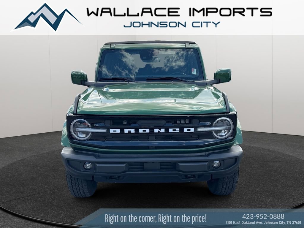 Used 2024 Ford Bronco Outer Banks AWD/4WD image 8