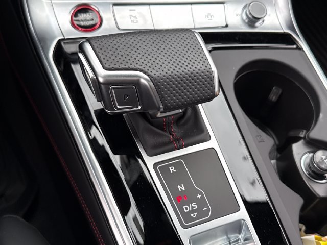 Used 2025 Audi S6 Premium Plus AWD/4WD image 42