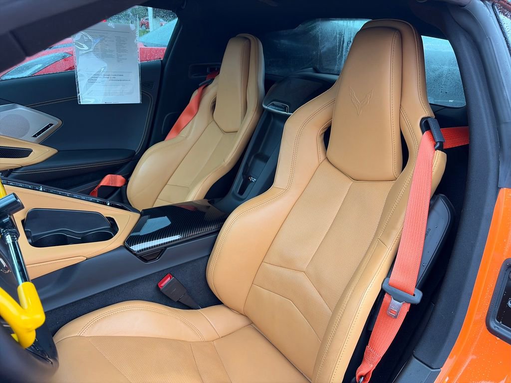 Used 2022 Chevrolet Corvette Stingray Preferred Cpe w/ Z51 Performance Package RWD image 23