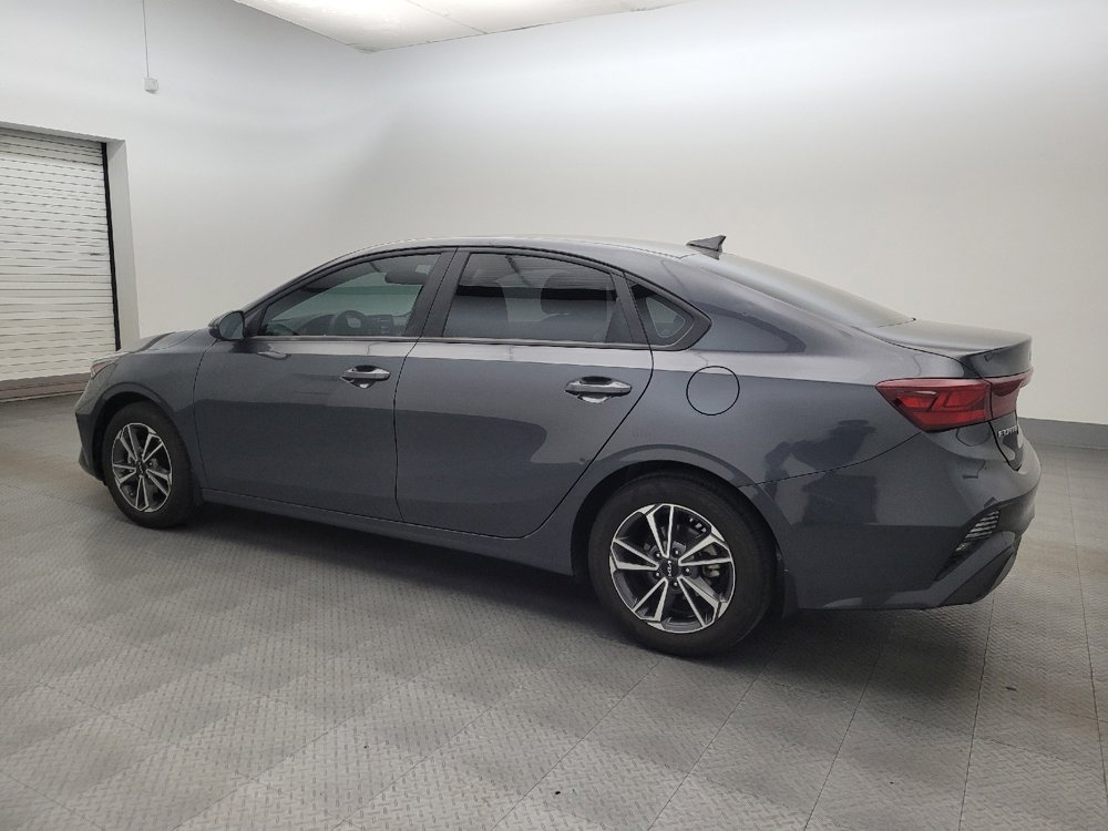 Used 2023 Kia Forte LXS w/ LXS Technology Package image 3