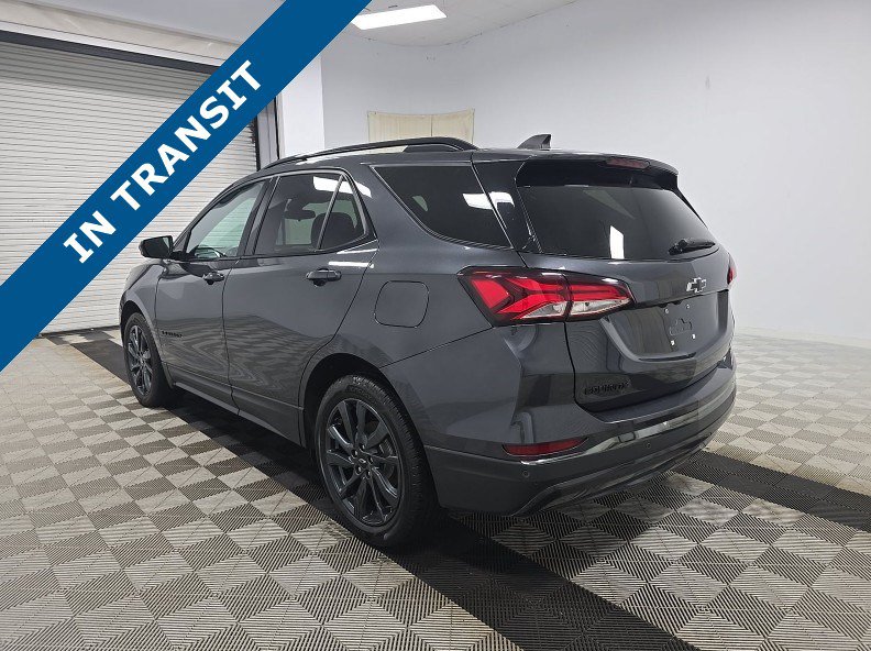 Used 2023 Chevrolet Equinox RS FWD image 5