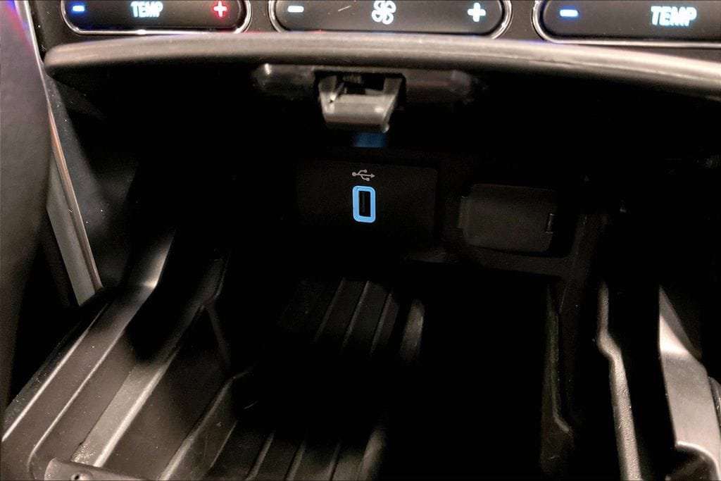 Used 2018 Ford Explorer Limited AWD/4WD image 16