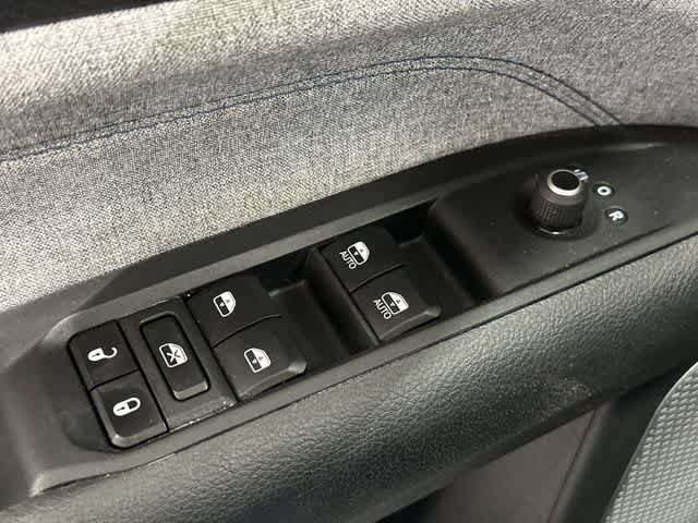 Used 2023 Jeep Compass Sport AWD/4WD image 20