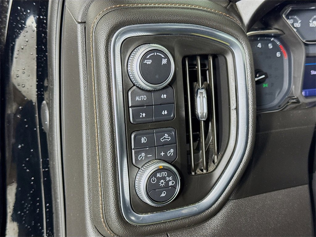 Used 2019 GMC Sierra 1500 AT4 w/ Off Road Performance Package image 21