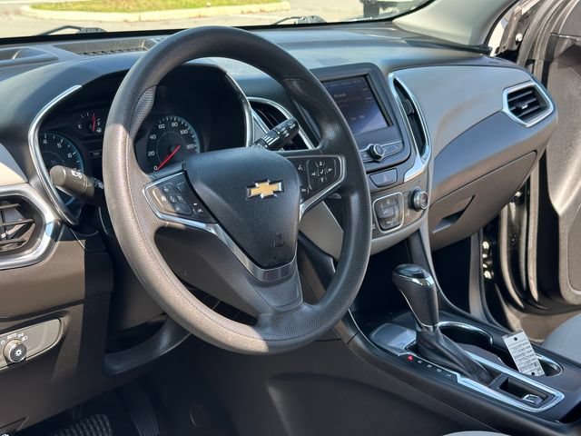 Used 2020 Chevrolet Equinox LS w/ LS Convenience Package FWD image 27