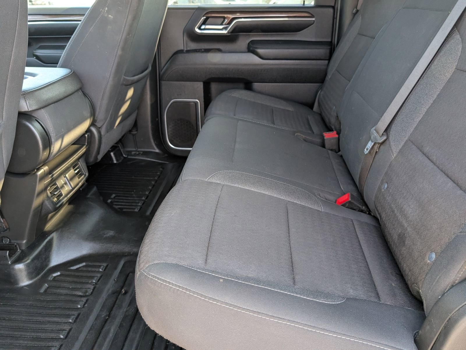 Used 2024 Chevrolet Silverado 2500 LT w/ Convenience Package image 13