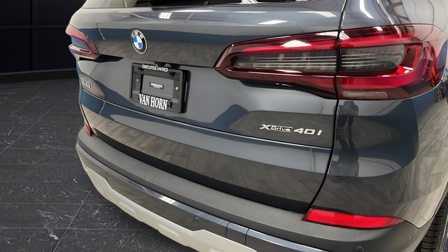 Used 2021 BMW X5 xDrive40i w/ Executive Package AWD/4WD image 39
