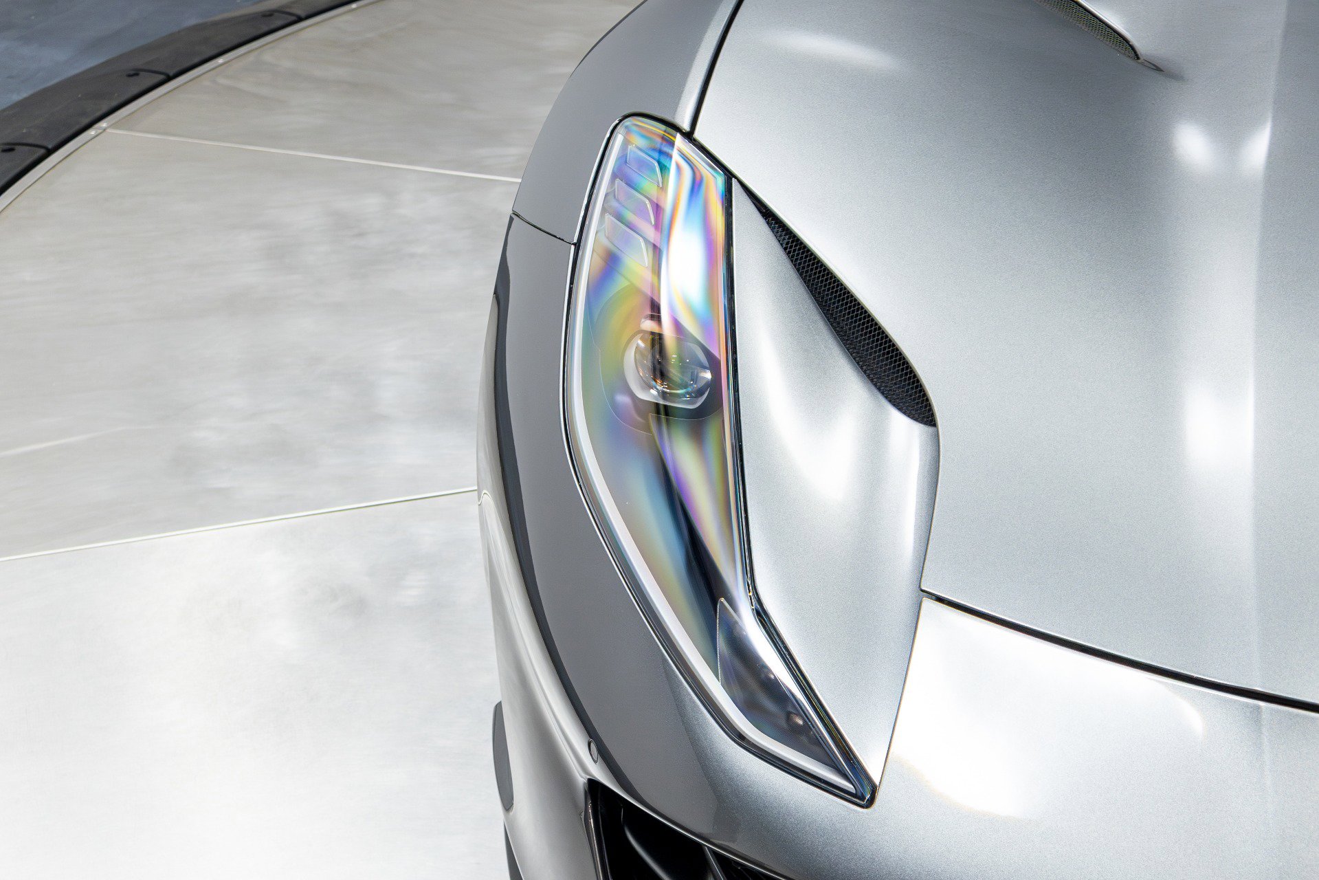 Used 2020 Ferrari 812 Superfast RWD image 45