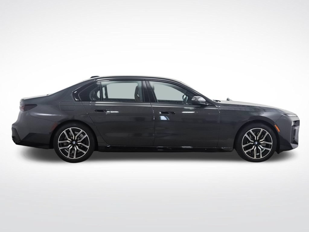 Used 2024 BMW 760i xDrive w/ Executive Package AWD/4WD image 6