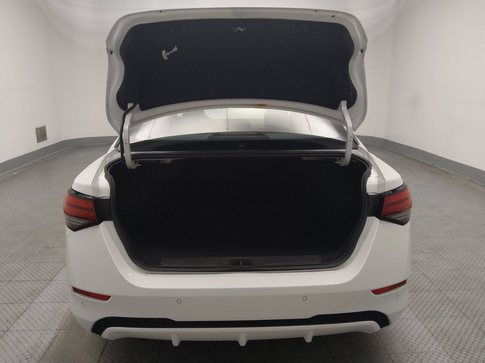 Used 2025 Nissan Sentra SV FWD image 29