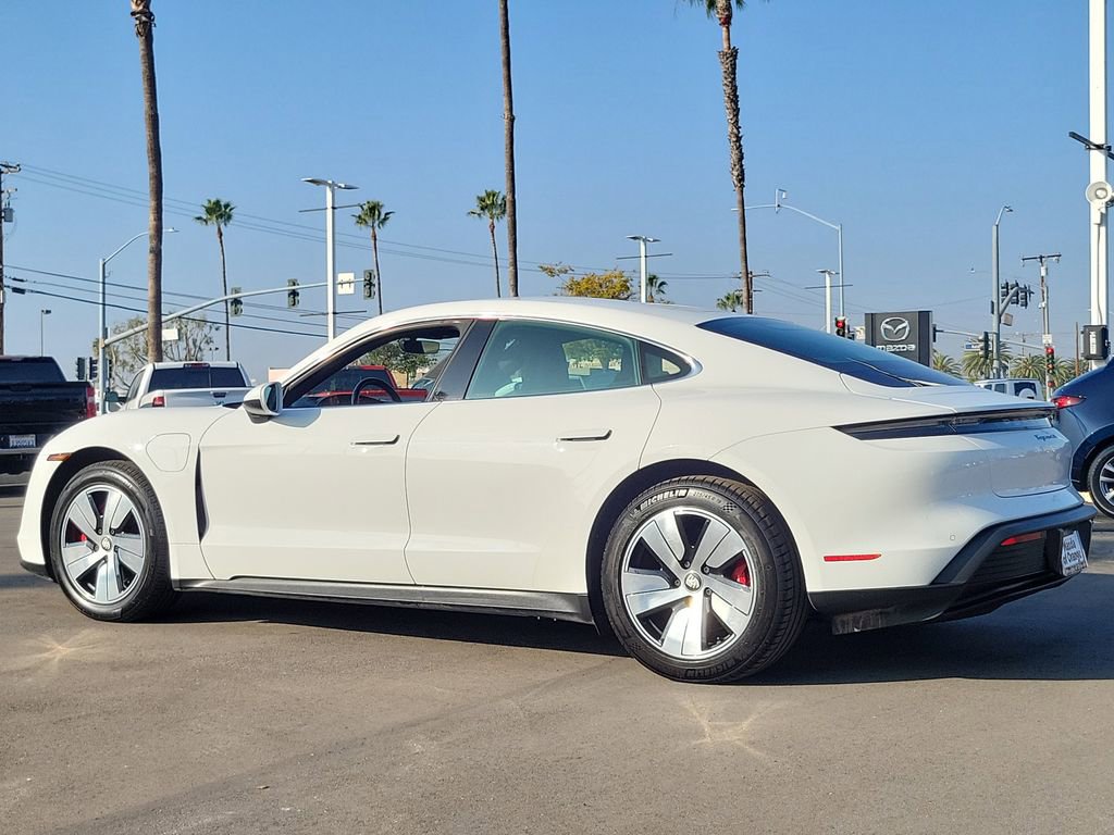 Used 2021 Porsche Taycan 4S image 3