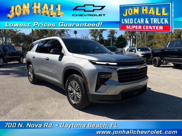 Used 2024 Chevrolet Traverse LS