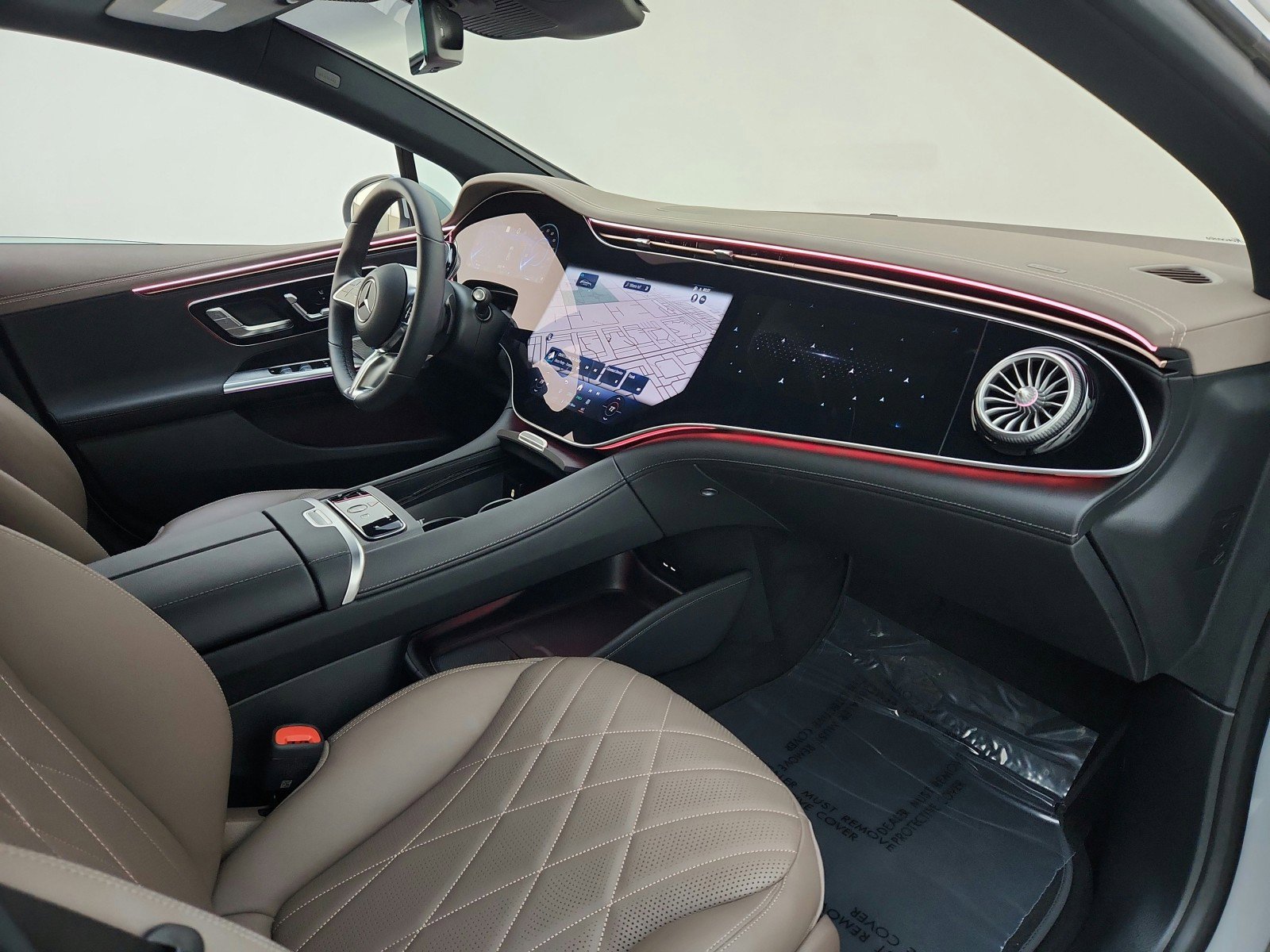 Used 2025 Mercedes-Benz EQE 500 4MATIC Sedan image 22