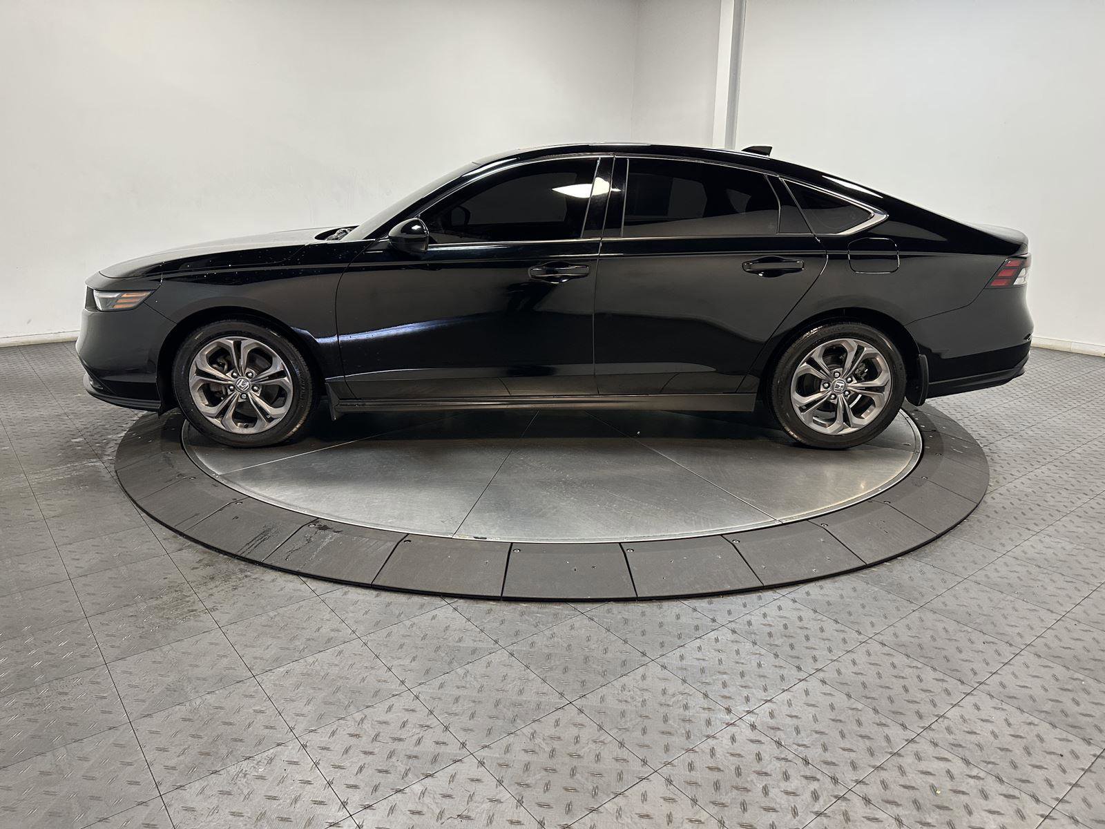 Certified 2024 Honda Accord EX image 8