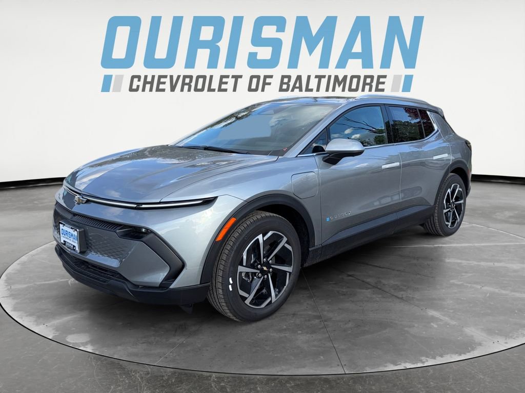 New 2026 Chevrolet Equinox EV LT image 2