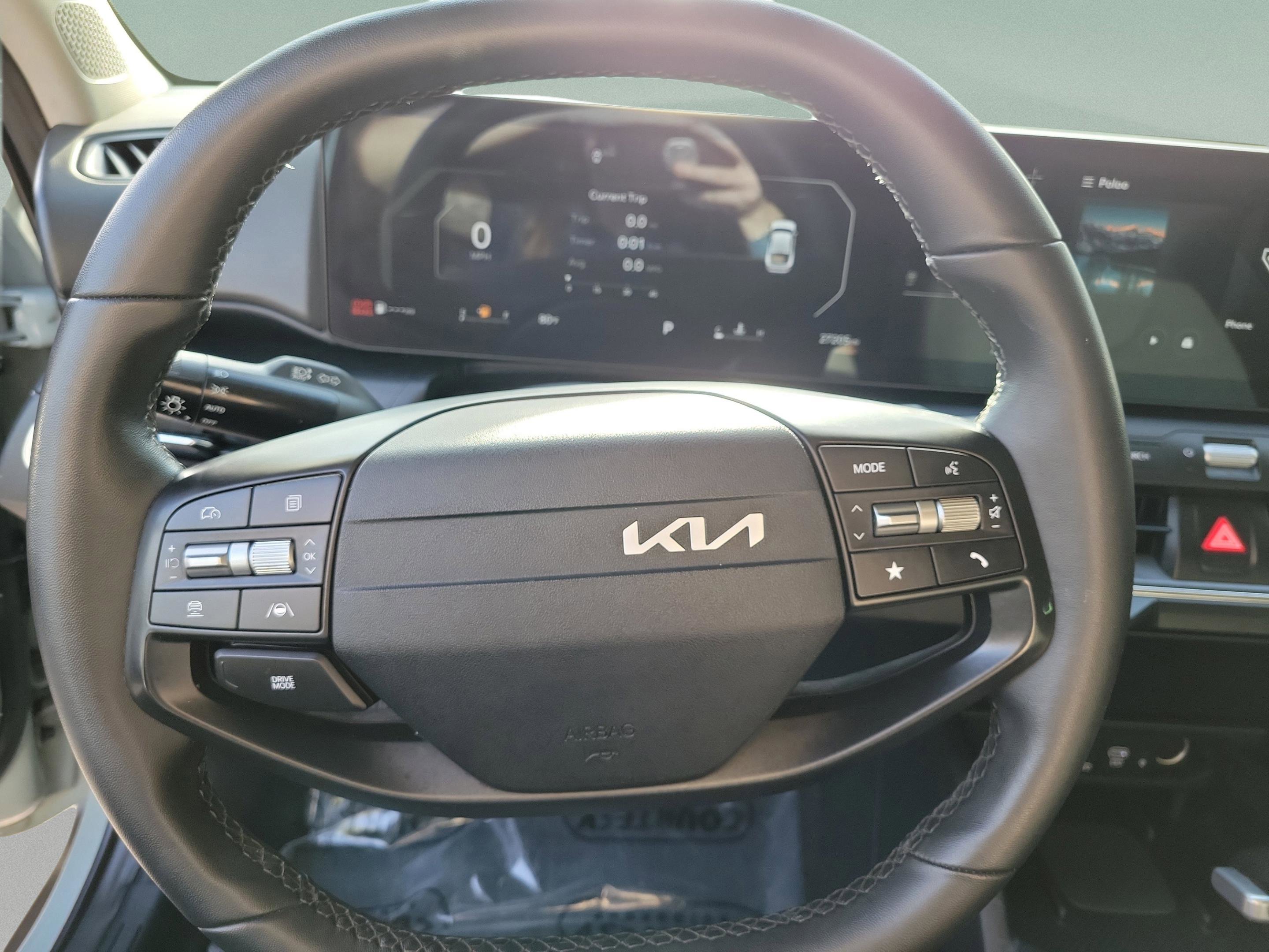 Certified 2025 Kia K4 EX FWD image 17