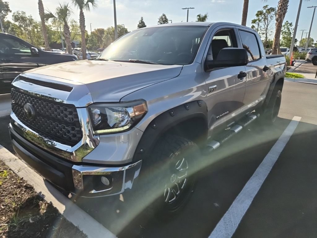Used 2020 Toyota Tundra SR5 w/ SR5 Leather Package image 18